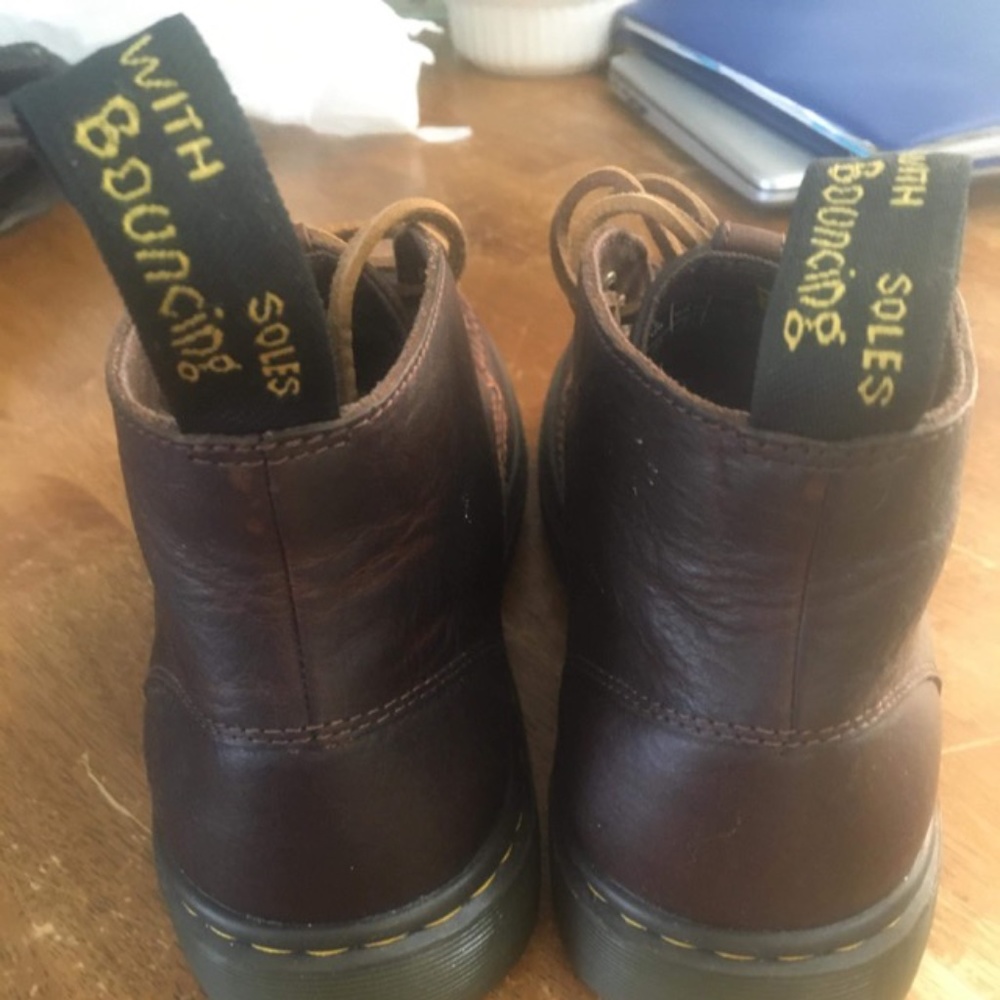 Dr. Marten's HOLT Chukka Boots, Leather Laces